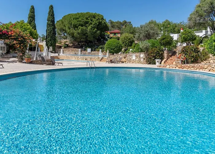 C22 Q Do Paraiso - Great Nyaraló *